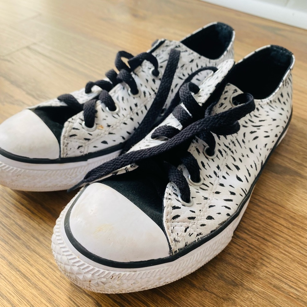 Short Converse junior size 3 custom design - Picture 1 of 9